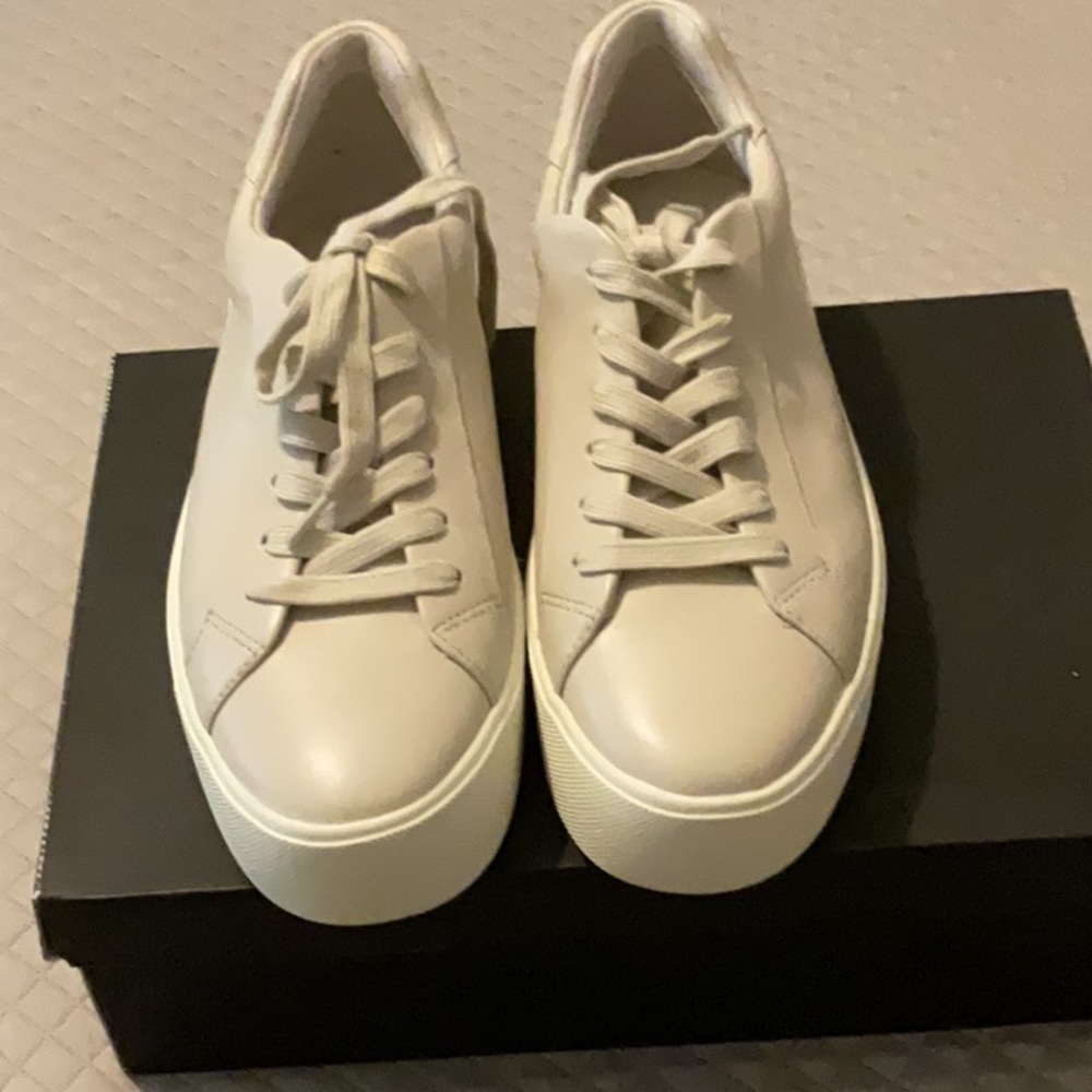 Stylish Cream Sneakers